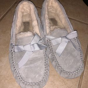 Dakota UGG limited edition stripe suede shoes 6.5